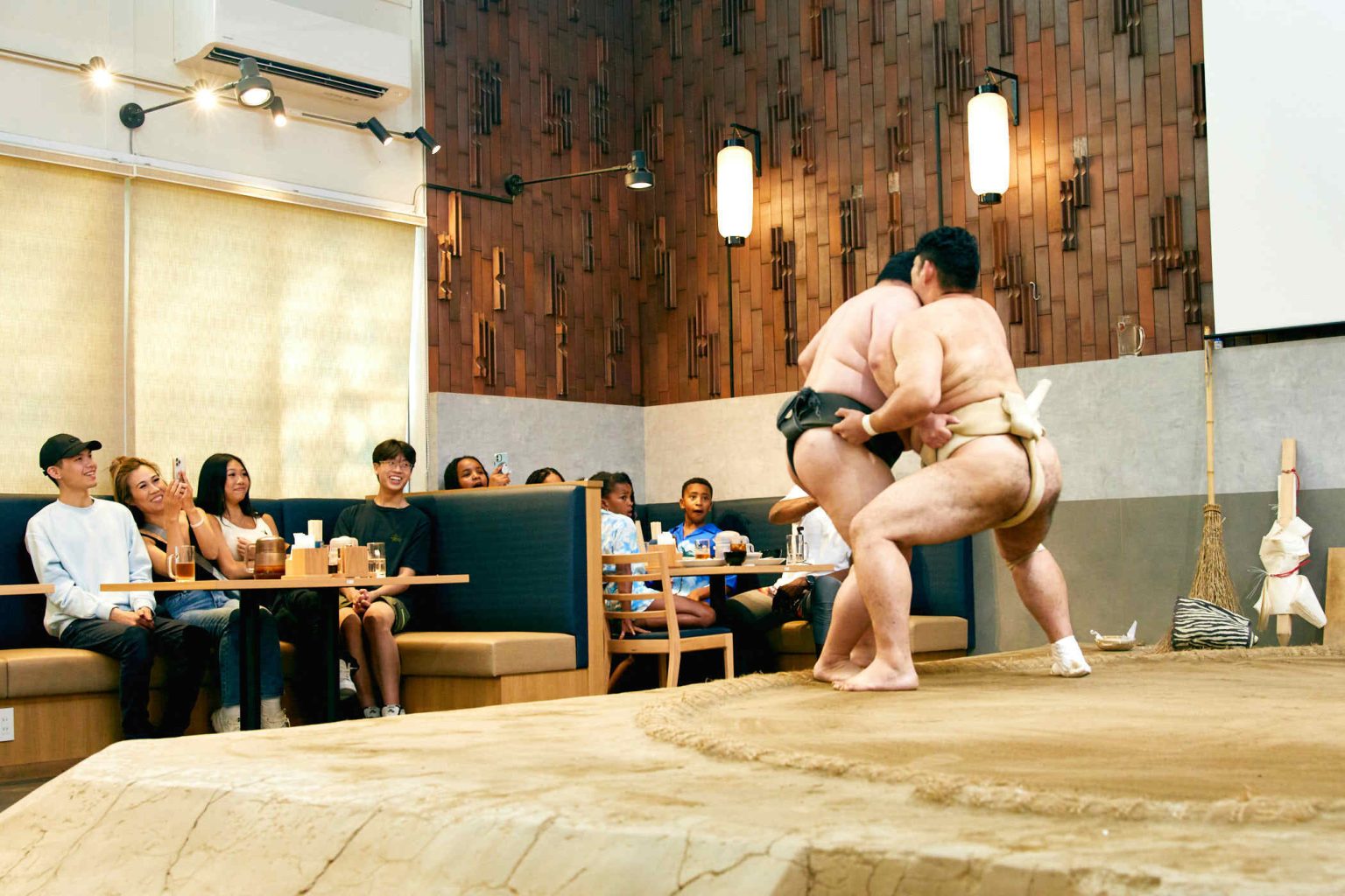 Sumo Dinner Shows in Tokyo: Top-Rated Sumo Dinner Shows in Tokyo for ...